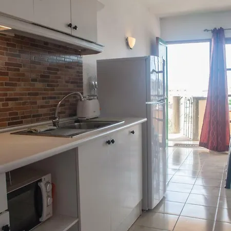 Apartamento Bouganville Sea View 4 *